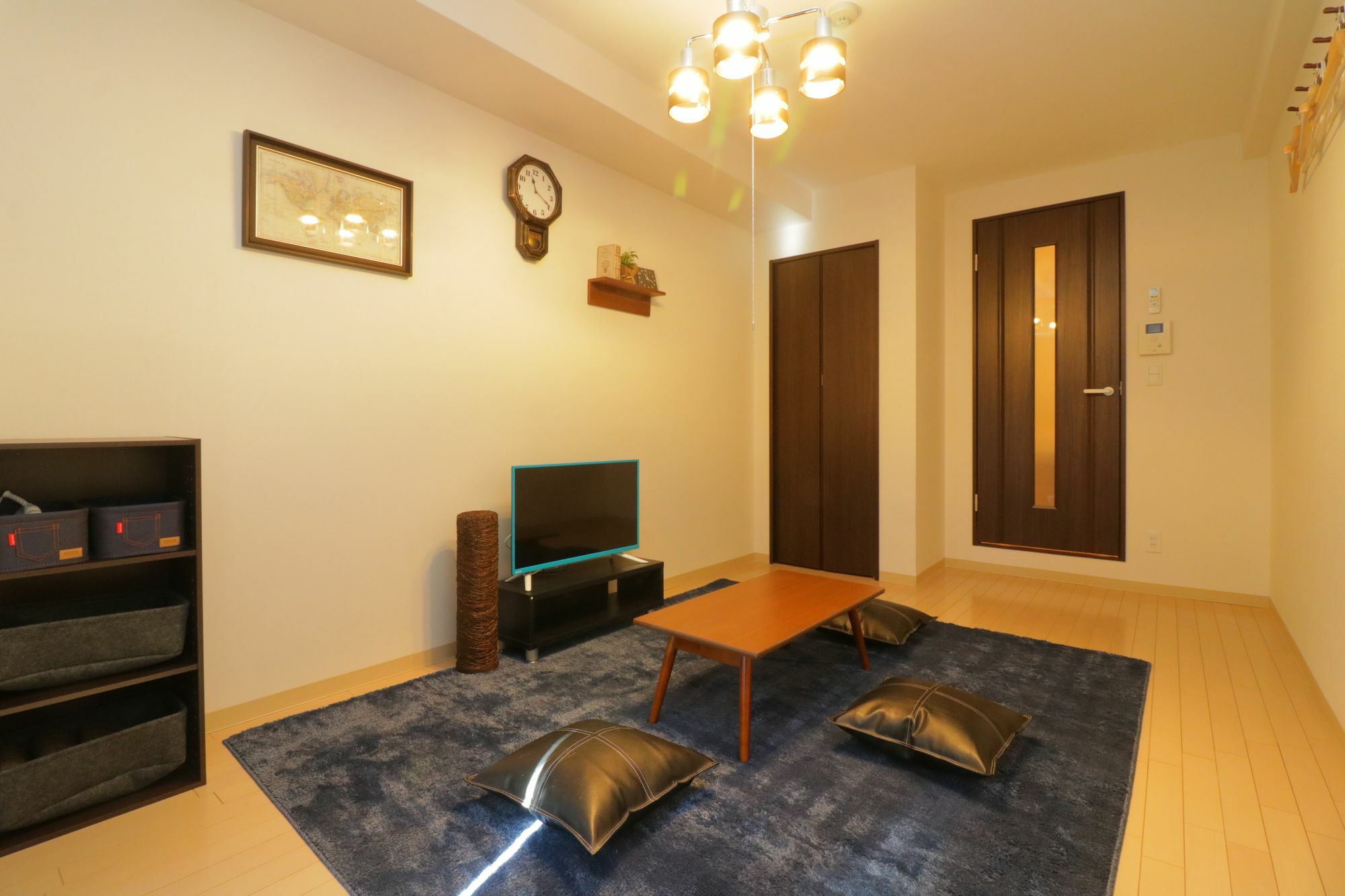 Hg Cozy Hotel No 38 通天閣前 Осака Екстер'єр фото